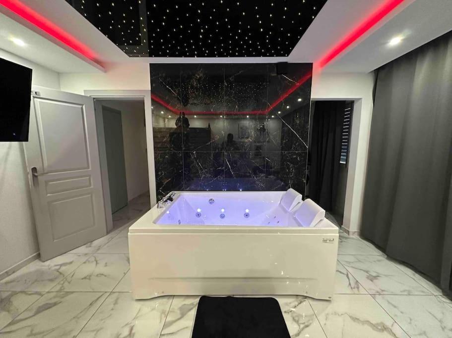 Cozy Rental Spa ชิลติงไฮม์ ภายนอก รูปภาพ
